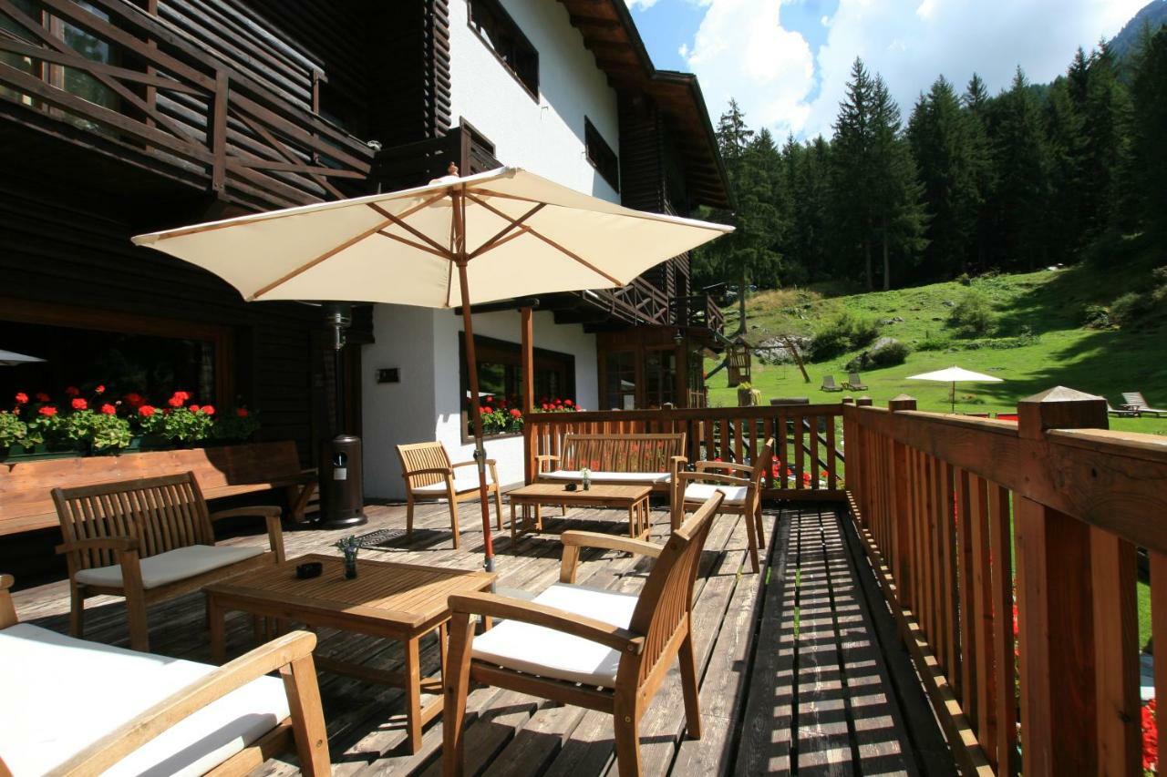 Albergo Villa Anna Maria Champoluc Buitenkant foto
